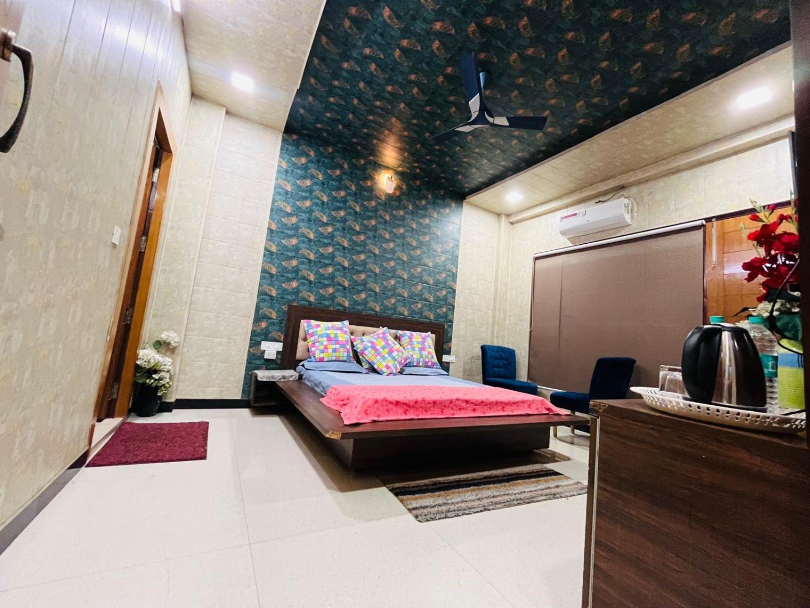Shreshth Home Stay - Best Family Accommodation - 3Km From Har Ki Pauri, Haridwar, Uttarakhand Exterior photo