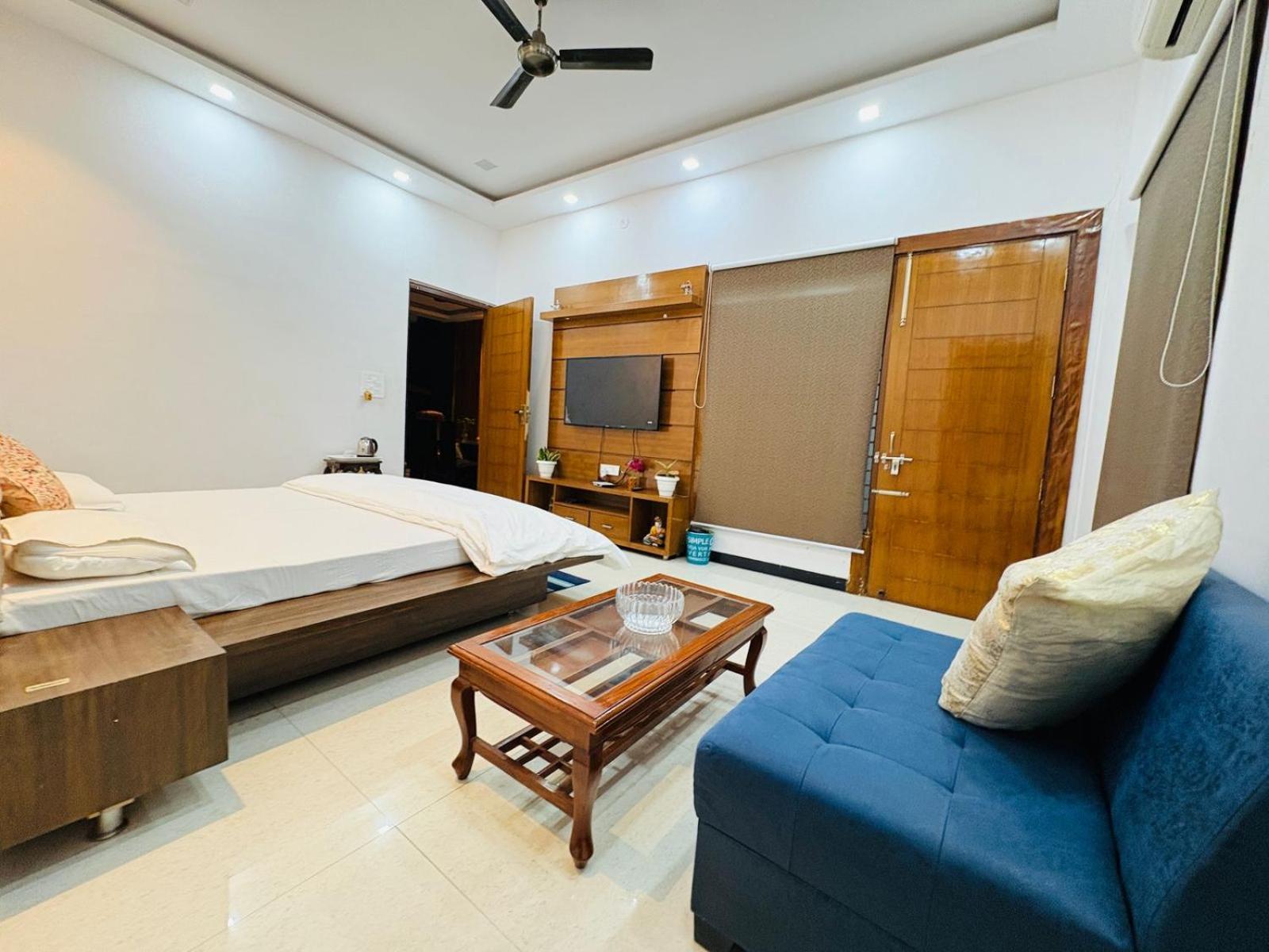 Shreshth Home Stay - Best Family Accommodation - 3Km From Har Ki Pauri, Haridwar, Uttarakhand Exterior photo